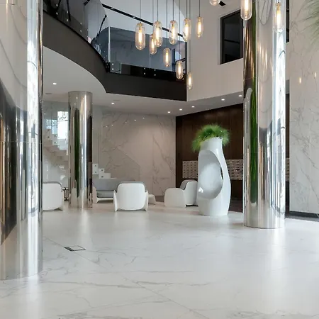 شقة Elegant Studio For 3 People, Air Conditioning And Balcony By Renters كراكوفيا