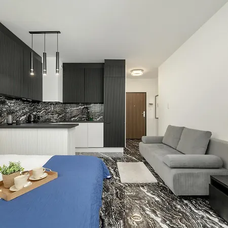 Апартаменты Elegant Studio For 3 People, Air Conditioning And Balcony By Renters